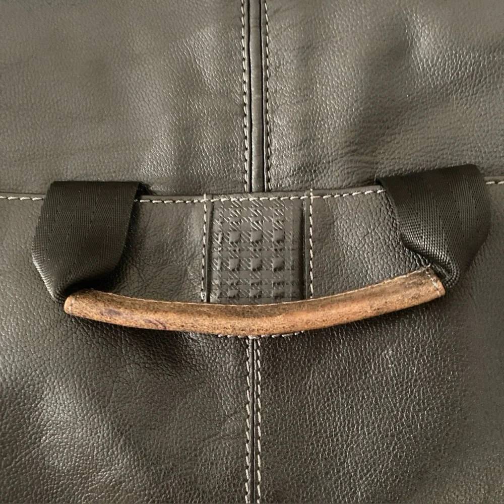 Boconi black leather